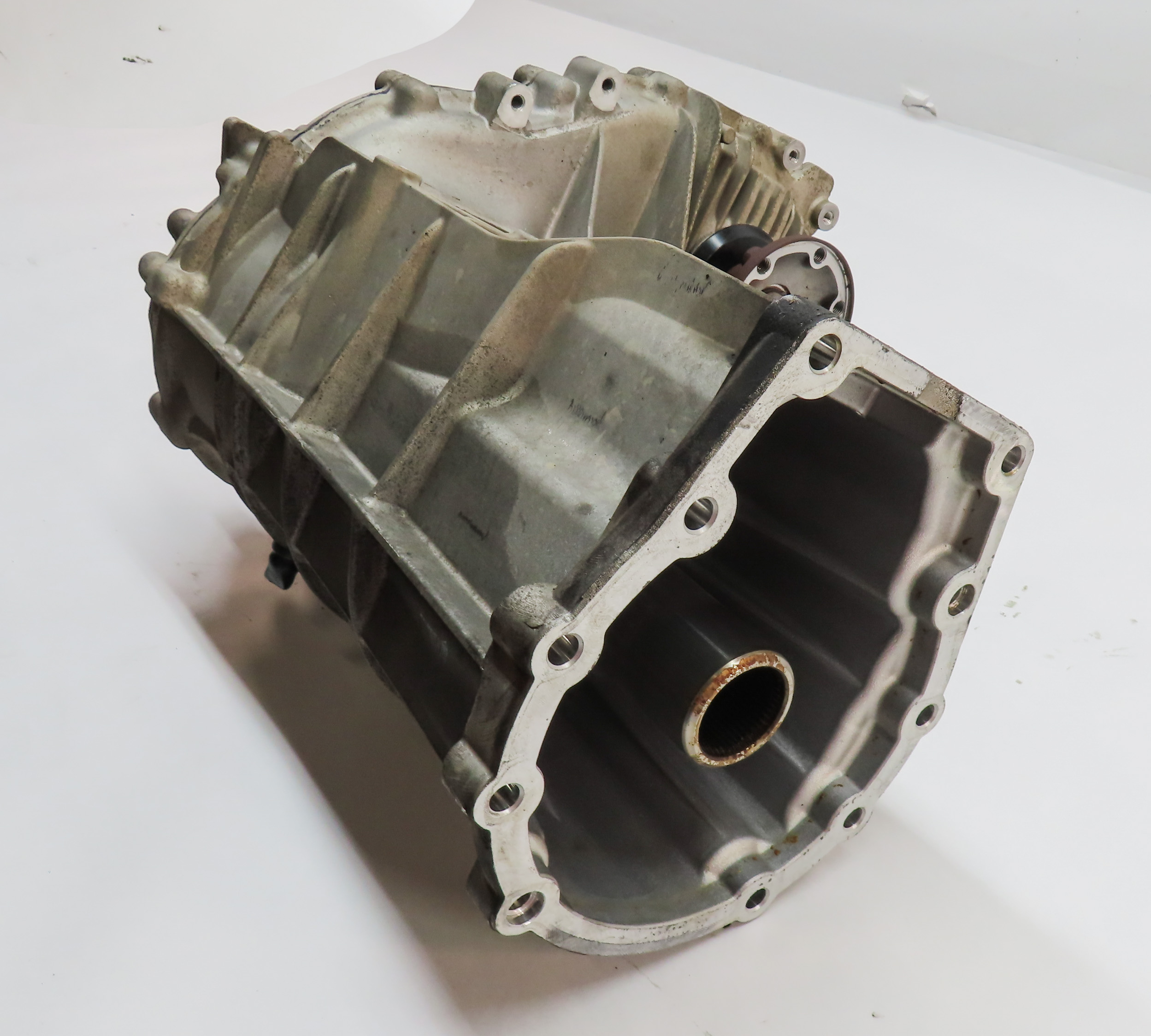 2011-2015 AUDI Q7 (4L) 3.0L SUPERCHARGED ENGINE TRANSFER CASE ASSEMBLY (MTR) — exact item pictured